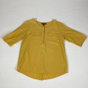 Ellen Tracy Woman’s 1/2 Sleeve 1/4 Zip Blouse Top Size M 55% Linen.